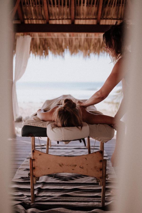 ホテル Playa Viva Juluchuca エクステリア 写真